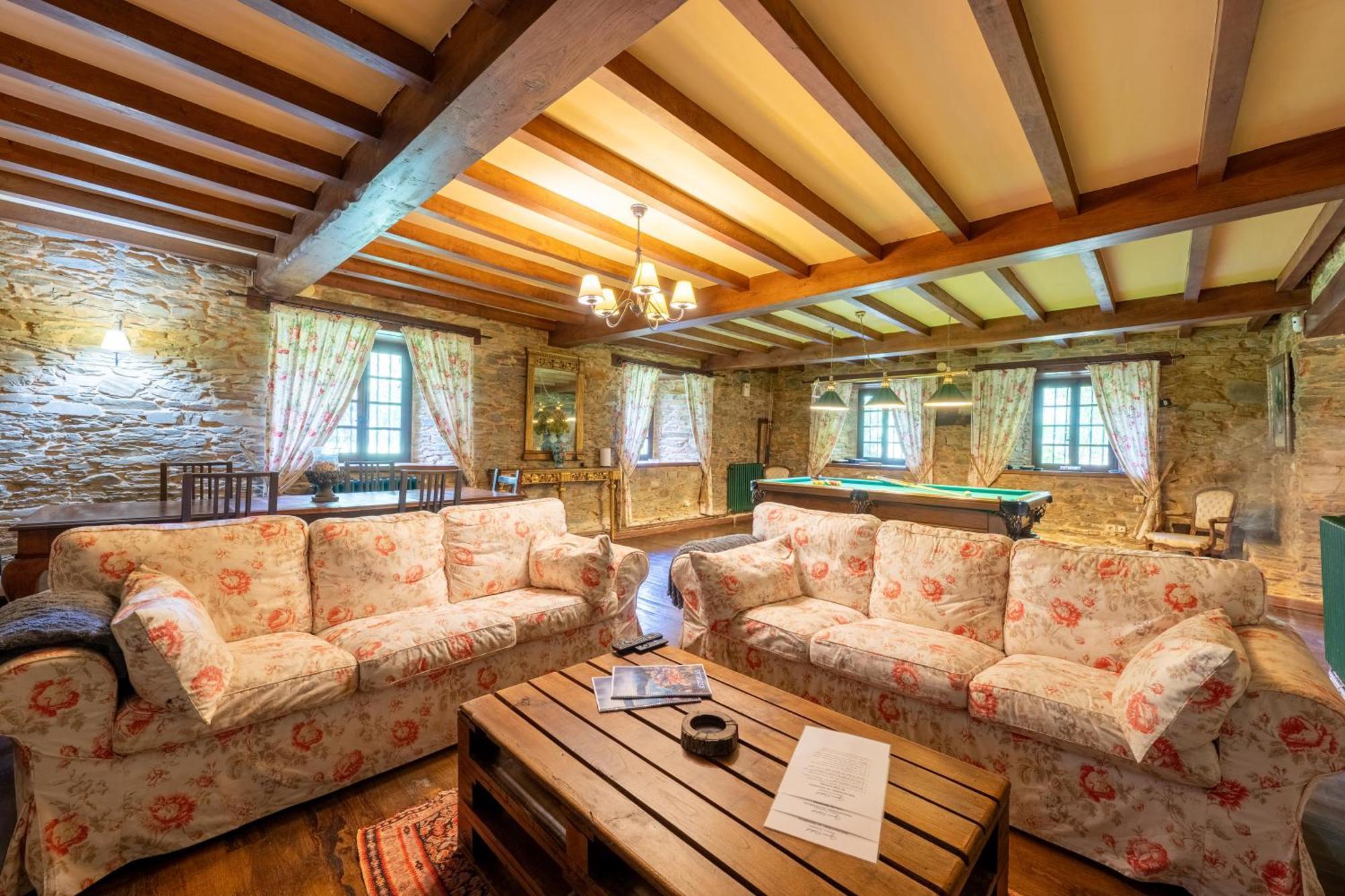 Villa En Asturias Con Cine, Piscina, Bbq, Juegos, 14 Pax Cobre Εξωτερικό φωτογραφία