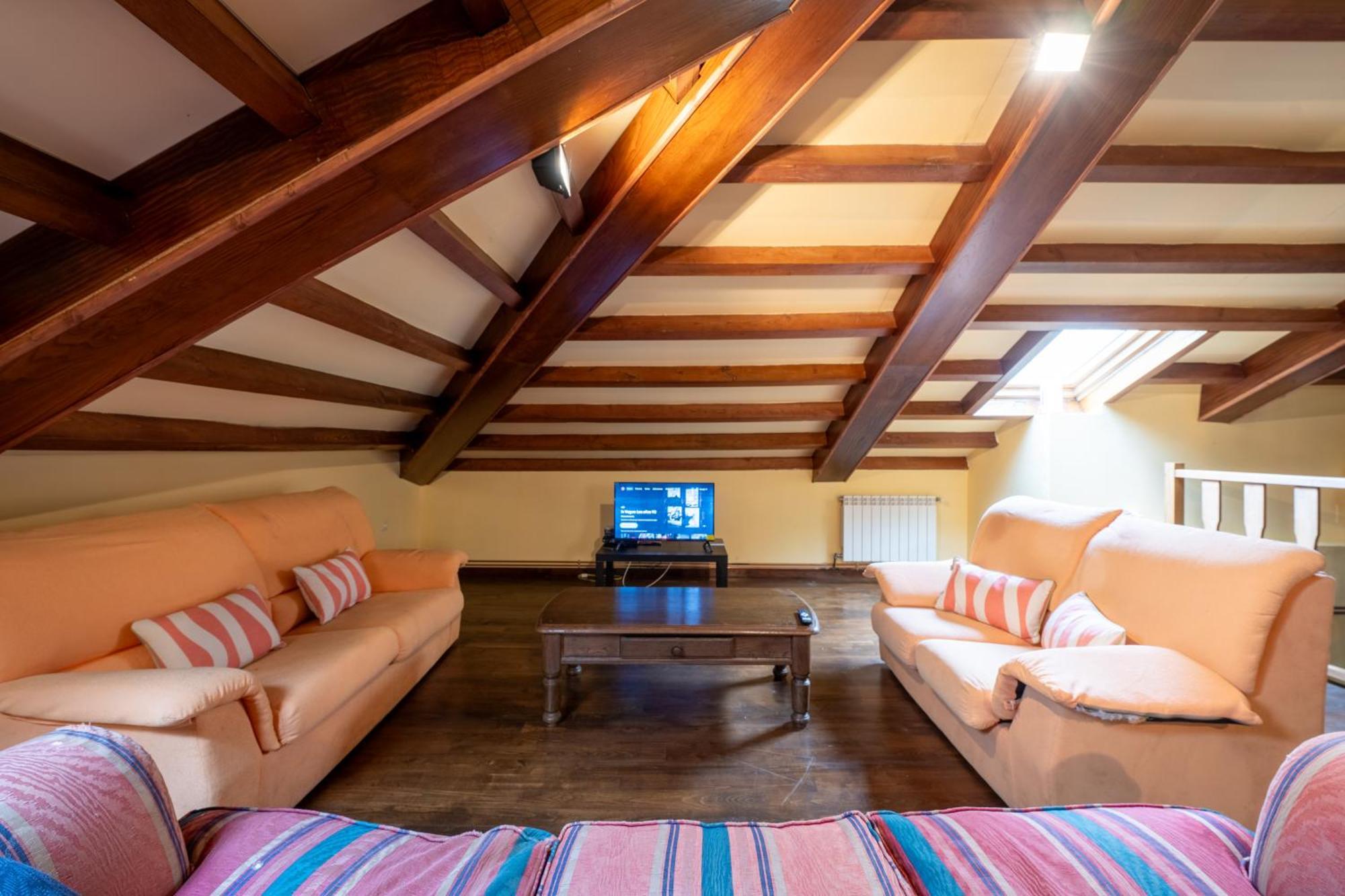 Villa En Asturias Con Cine, Piscina, Bbq, Juegos, 14 Pax Cobre Εξωτερικό φωτογραφία